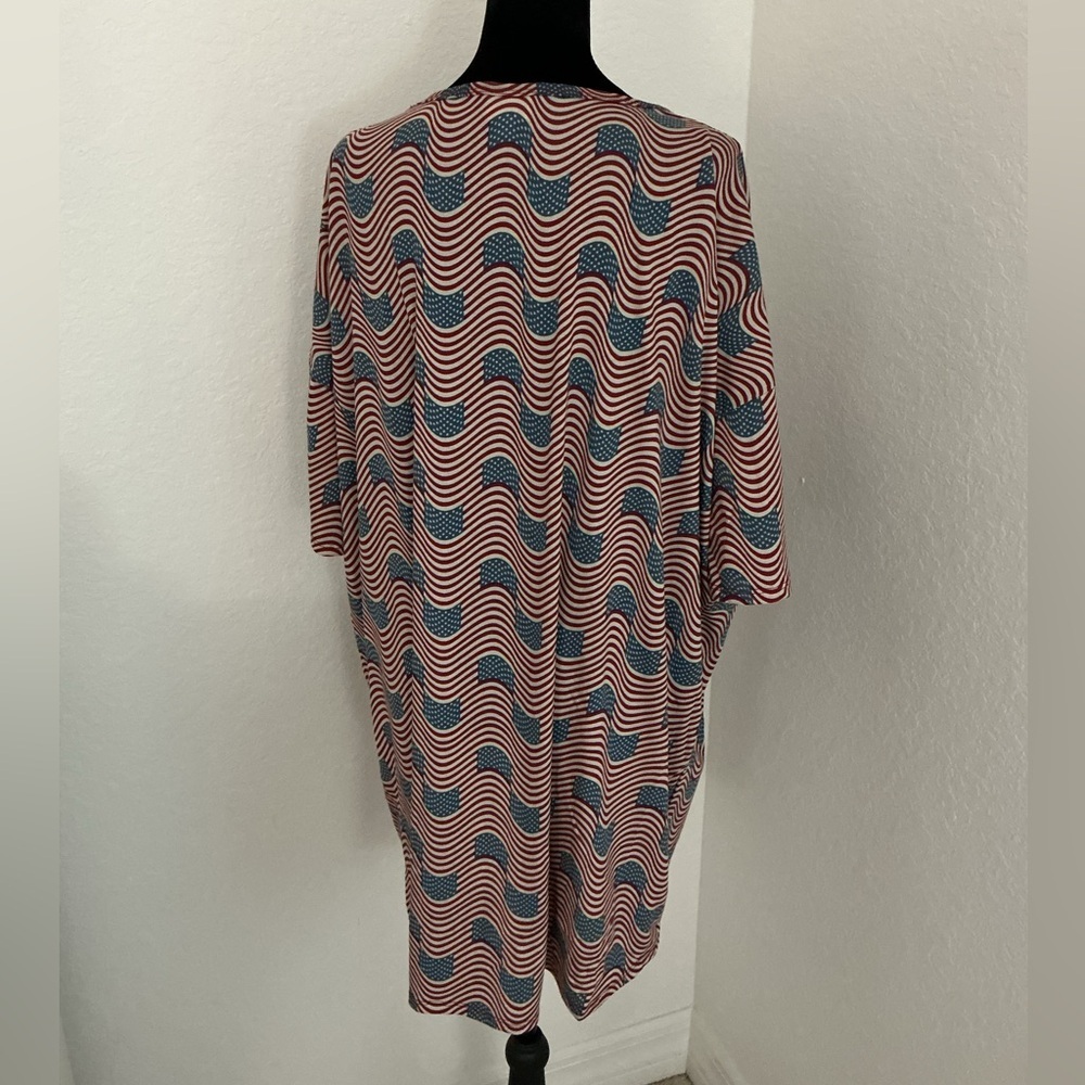 LuLaRoe Irma American Flag theme Print Oversized Tunic Top – Size 2XL – NWT - Picture 3 of 11